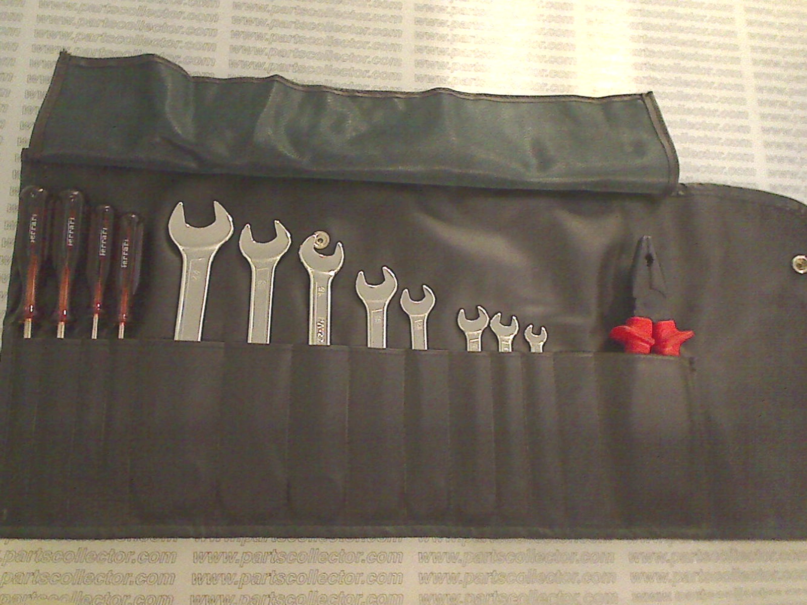 FERRARI 106876 Accessories  - Automobilia code 6840 compatible with: FERRARI 208, FERRARI 208 TURBO, FERRARI 308